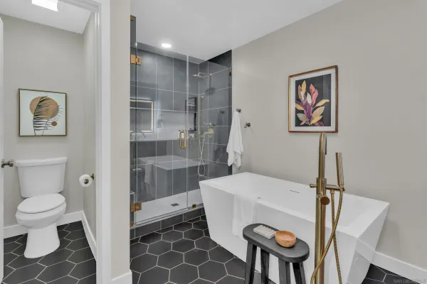 $1,579,000 | 13070 Roundup Avenue, San Diego, CA 92129