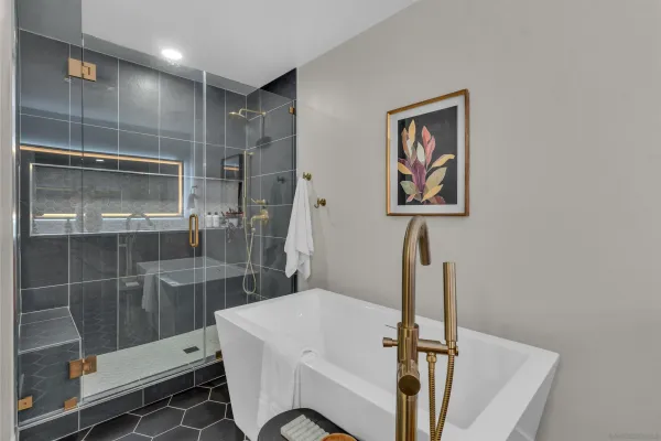 $1,579,000 | 13070 Roundup Avenue, San Diego, CA 92129