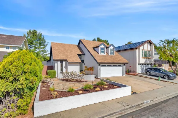 $1,579,000 | 13070 Roundup Avenue, San Diego, CA 92129