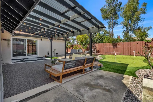 $1,579,000 | 13070 Roundup Avenue, San Diego, CA 92129