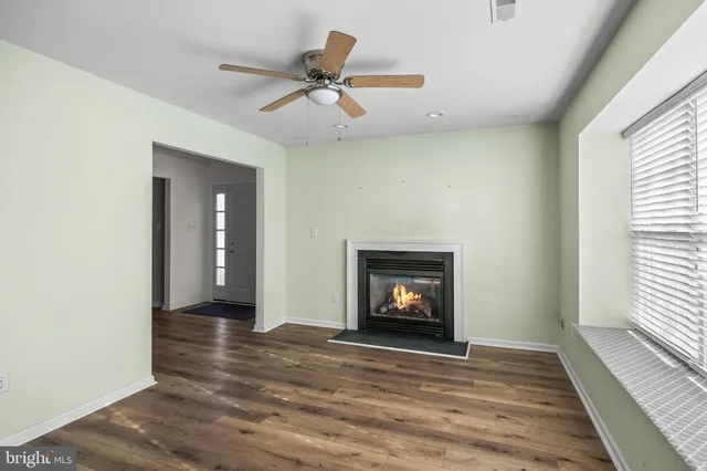 $2,950 | 3808 Buxmont Road, Marlton, NJ 08053