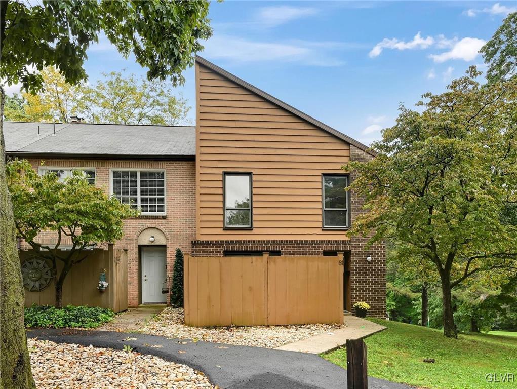 81 Winged Foot Drive Reading, PA 19607 - Photo 1 of 25 Gallery Image 1