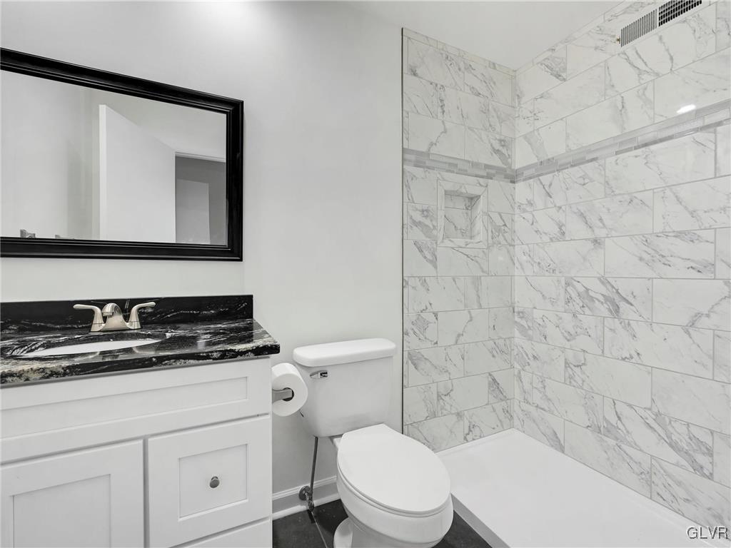 81 Winged Foot Drive Reading, PA 19607 - Photo 11 of 25 Master Bath