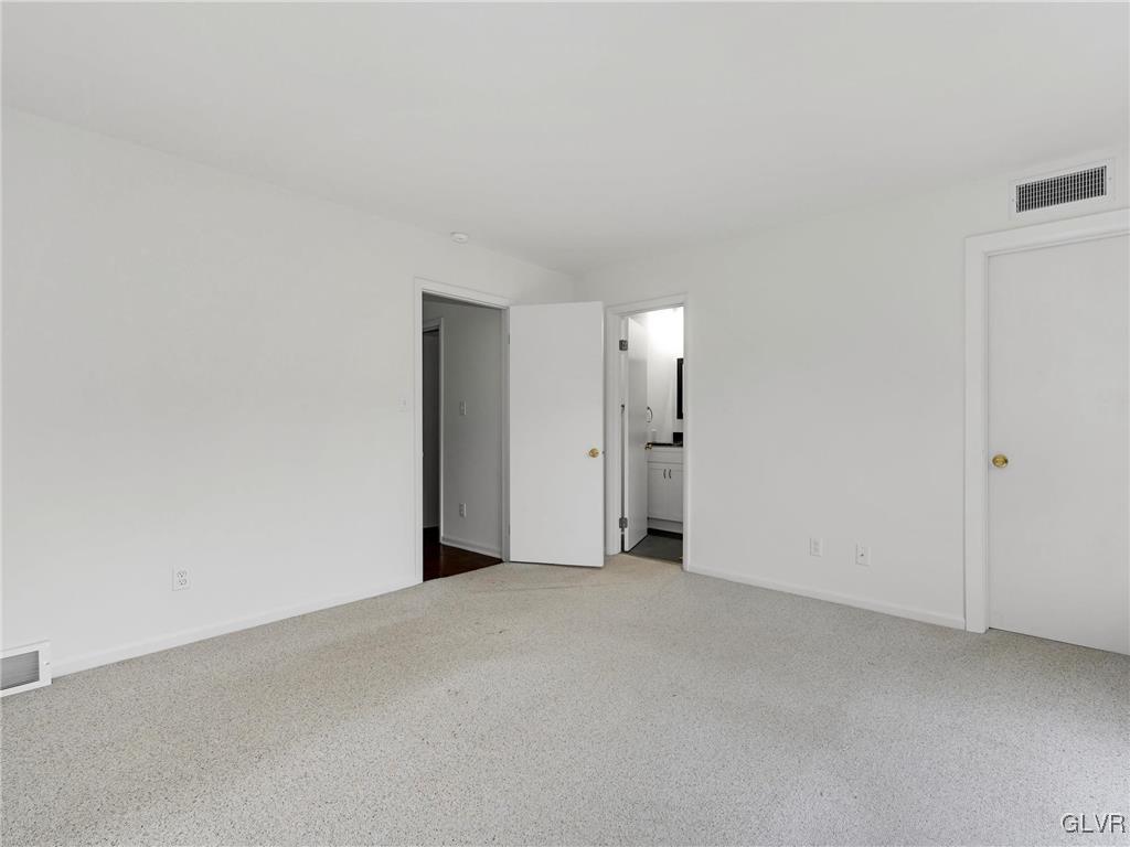 81 Winged Foot Drive Reading, PA 19607 - Photo 10 of 25 Master BR