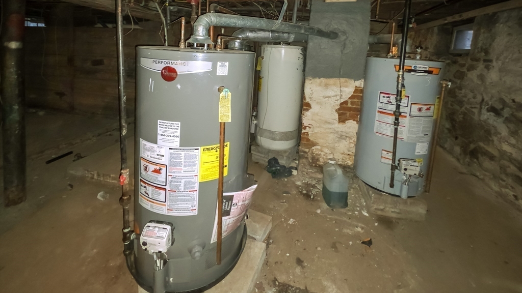 56 Olga Avenue Worcester, MA 01605 - Photo 23 of 24