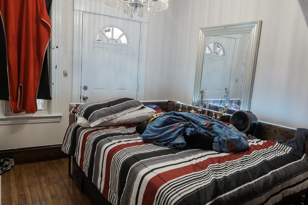 56 Olga Avenue Worcester, MA 01605 - Photo 7 of 24