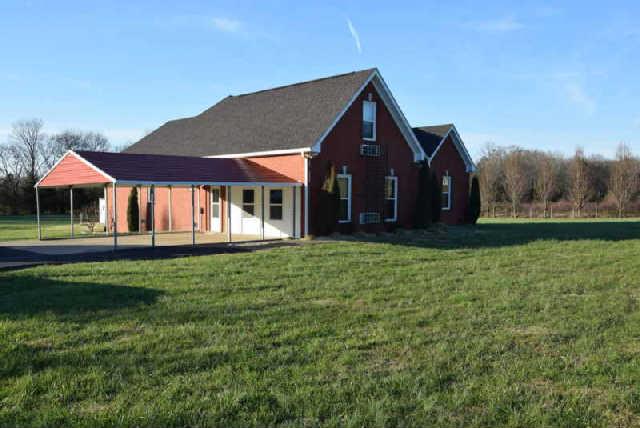 888 Locust Grove Road Watertown, TN 37184 - Photo 16 of 20 An oversize two car car port adds to your parking ability.