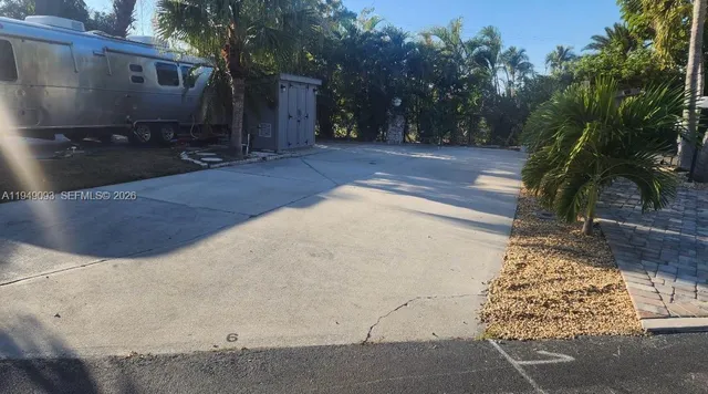 $95,000 | 150 Smallwood Drive, Unit 6, Chokoloskee, FL 34138