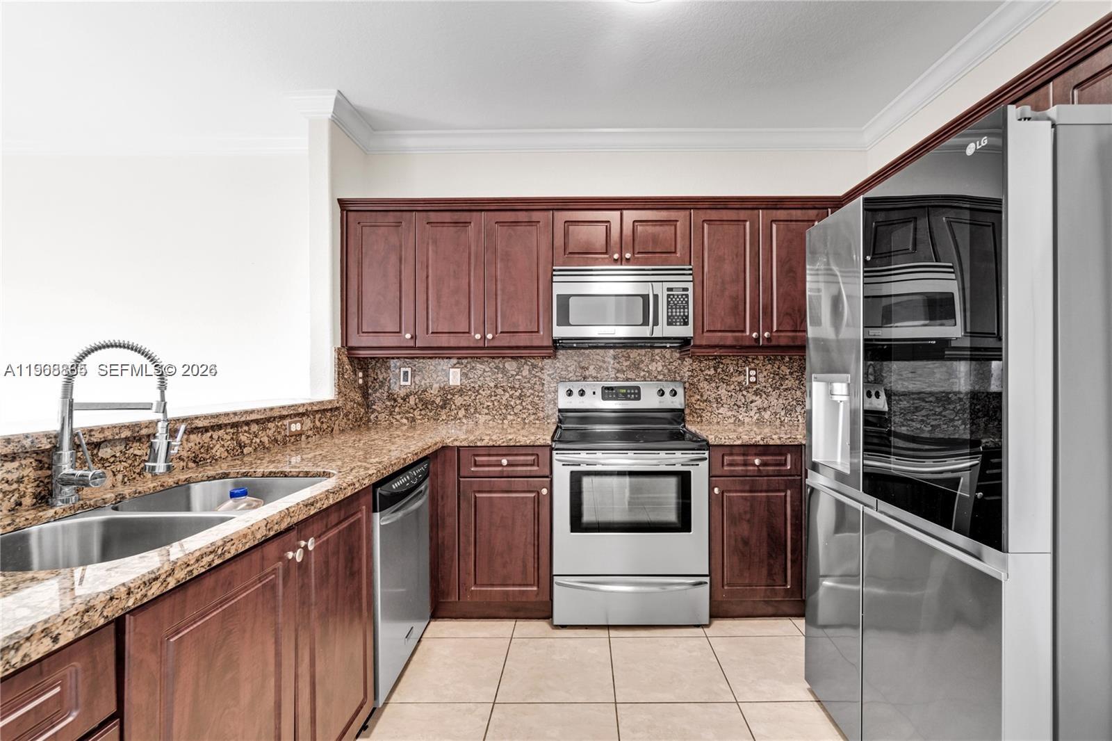14968 Southwest 23rd Way, Unit 14968 Miami, FL 33194 - Photo 10 of 25