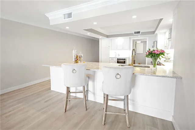 $995,000 | 4800 Florida A1A, Unit 315, Vero Beach, FL 32963