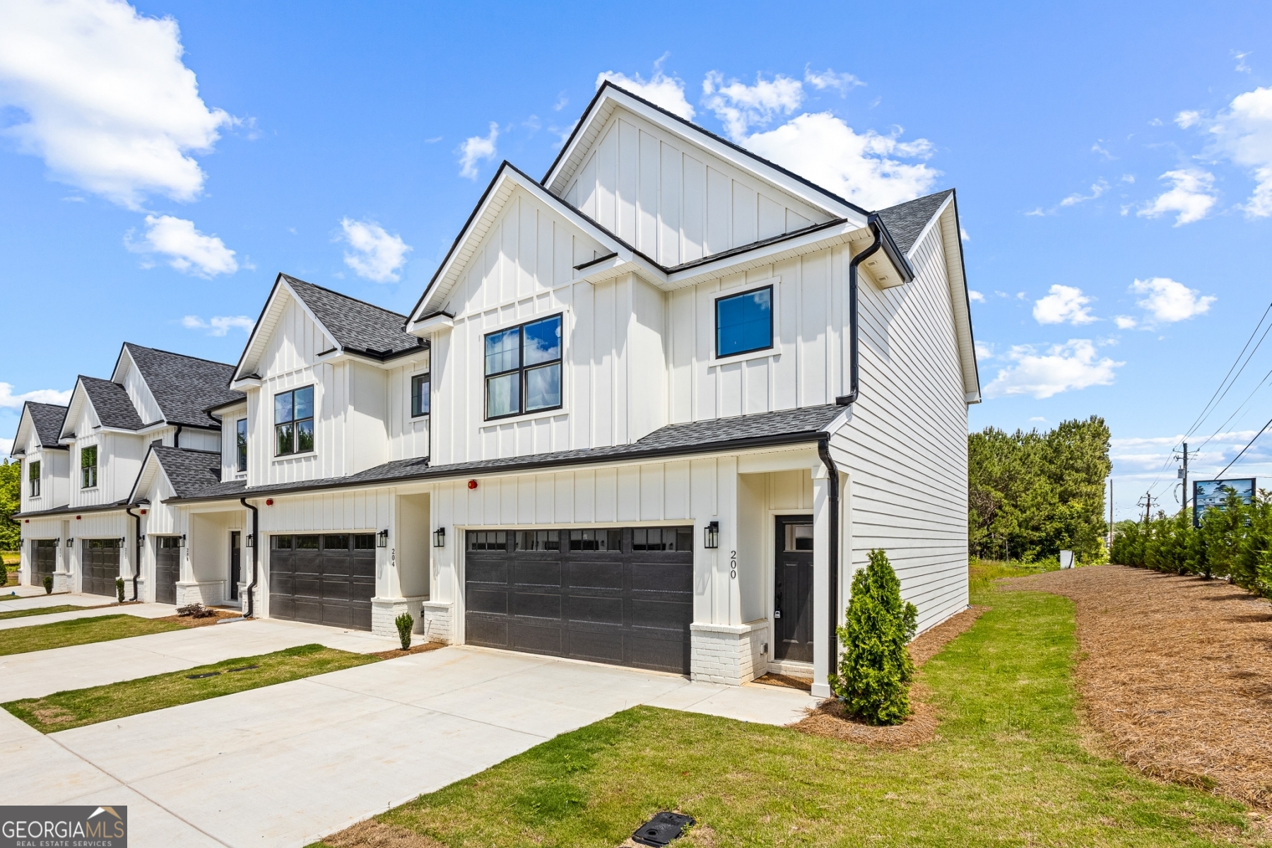 205 Starr Circle Stockbridge, GA 30281 - Photo 2 of 30 a front view of a house with a yard