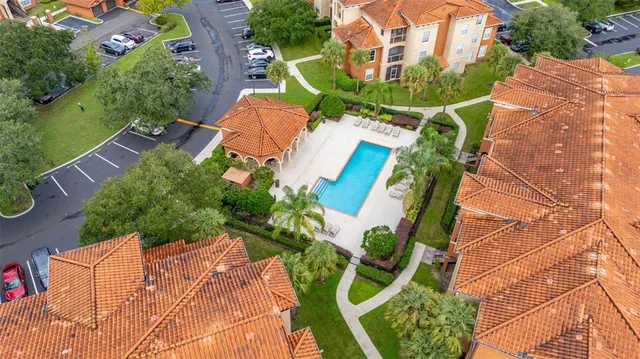 a view of a back yard with green space