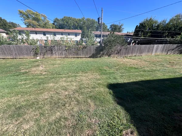 $125,000 | 2613 Hawthorne Drive, Bettendorf, IA 52722