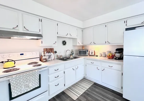 $125,000 | 2613 Hawthorne Drive, Bettendorf, IA 52722