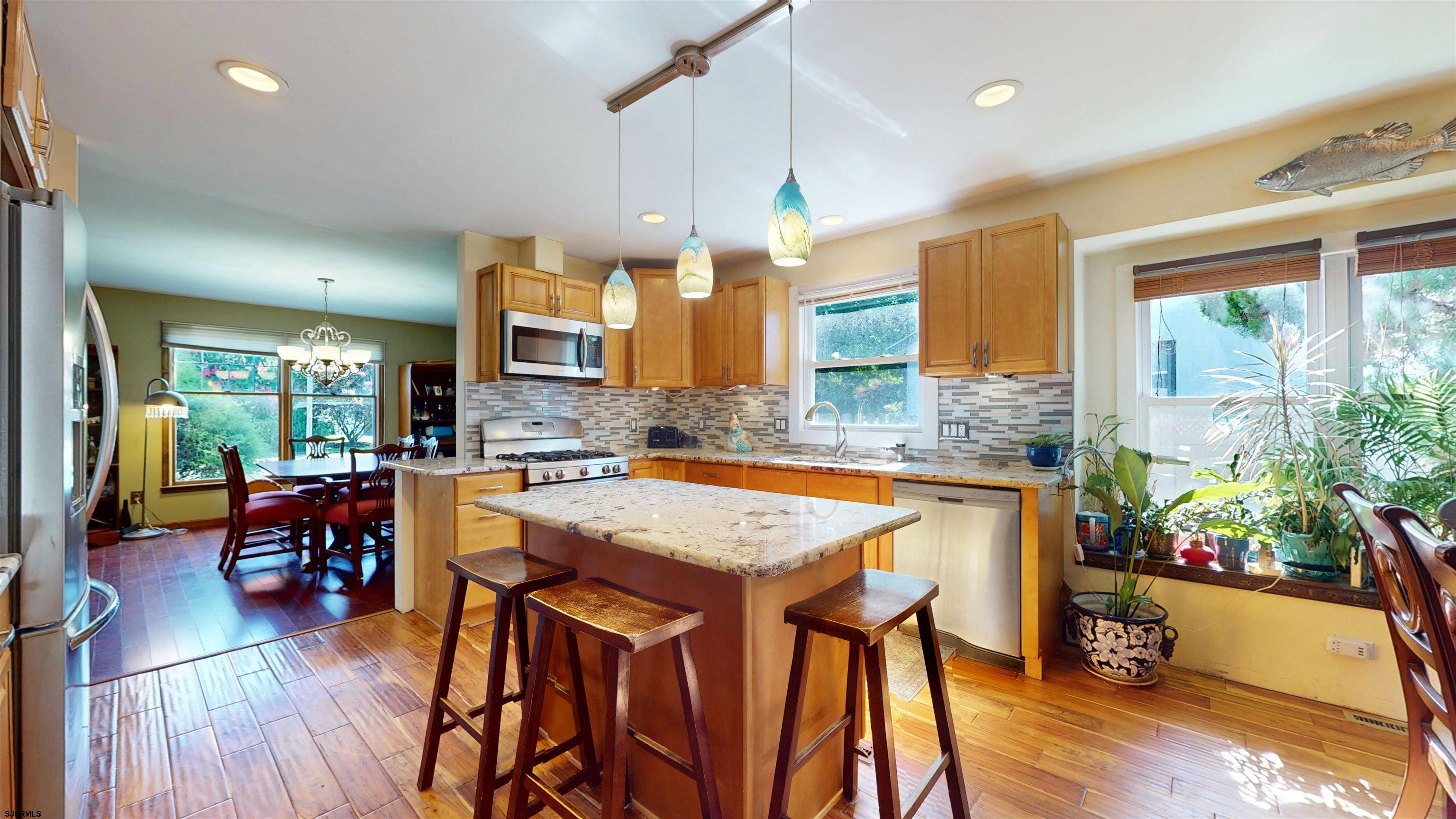 7 Woodstock Linwood, NJ 08221 - Photo 5 of 59