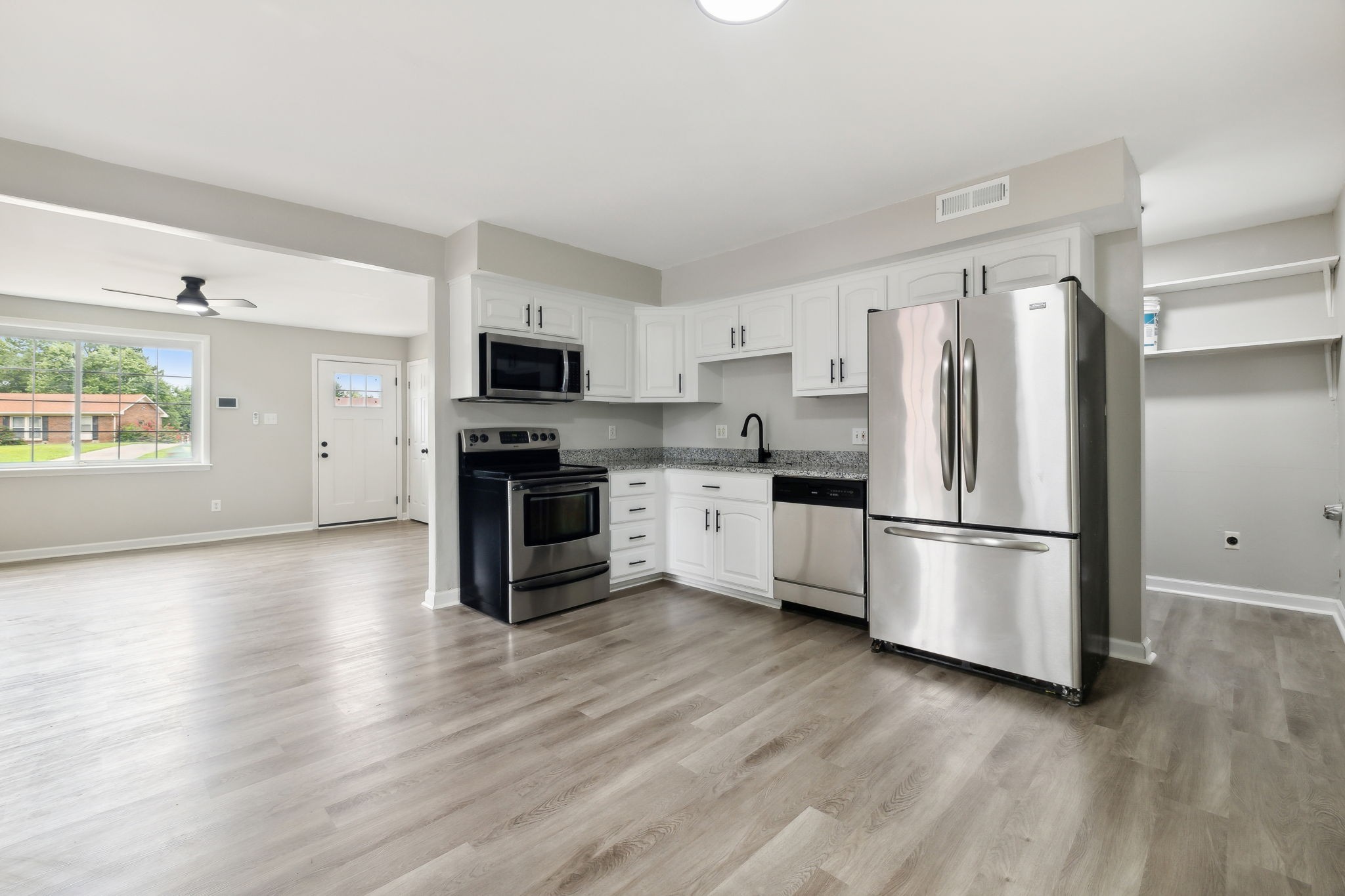 830 Lafayette Road Clarksville, TN 37042 - Photo 11 of 31 Gallery Image 11