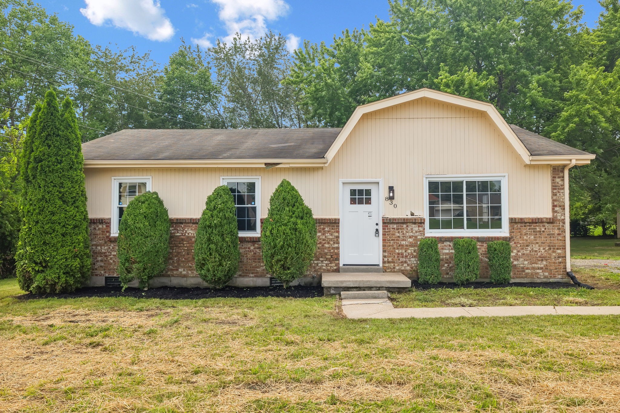 830 Lafayette Road Clarksville, TN 37042 - Photo 3 of 31 Gallery Image 3