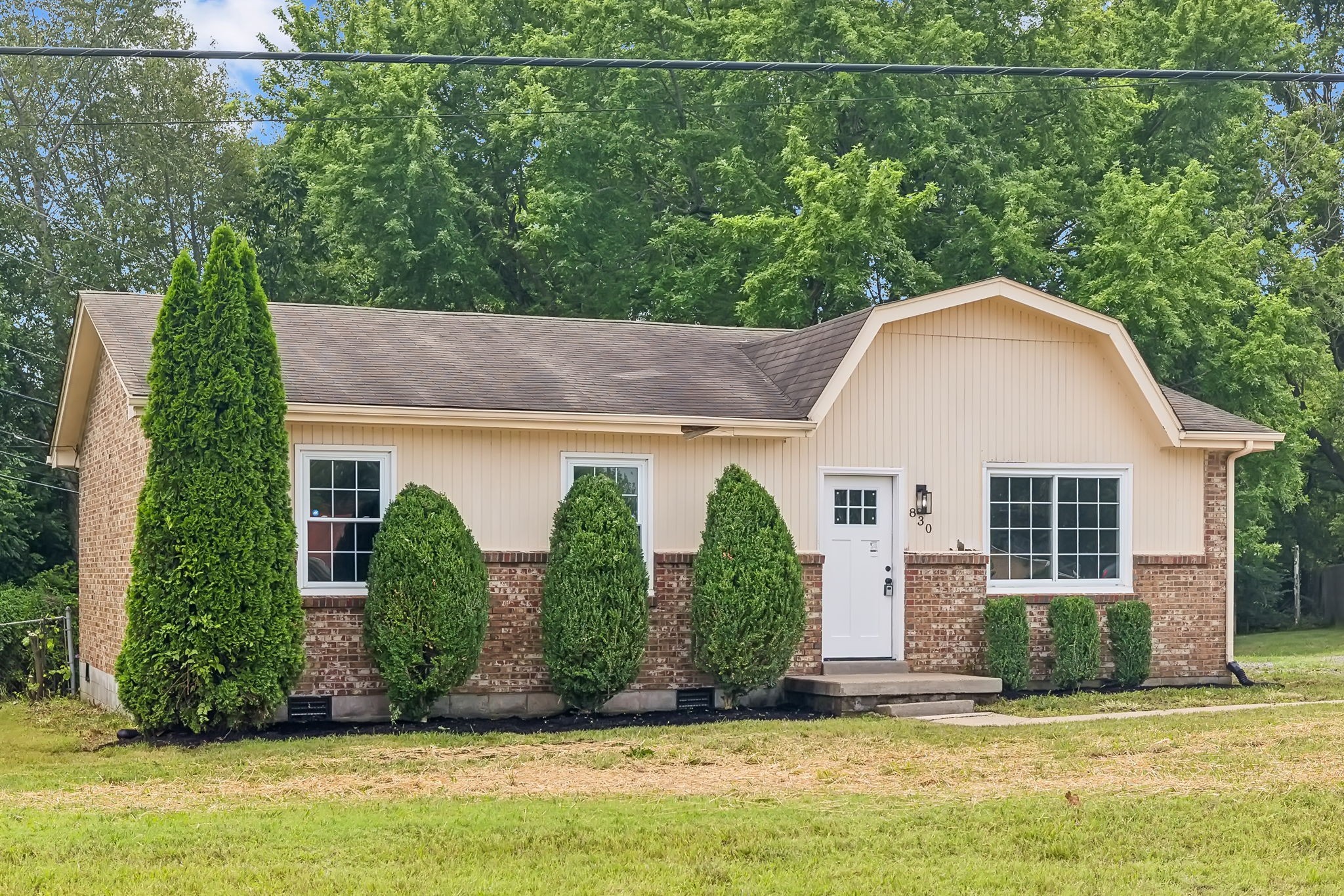 830 Lafayette Road Clarksville, TN 37042 - Photo 4 of 31 Gallery Image 4