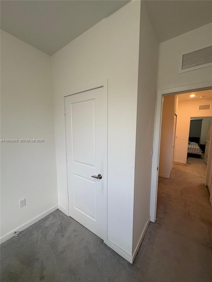 13360 Southwest 250th Street Homestead, FL 33032 - Photo 28 of 34