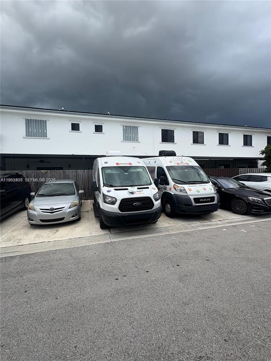 13360 Southwest 250th Street Homestead, FL 33032 - Photo 9 of 34