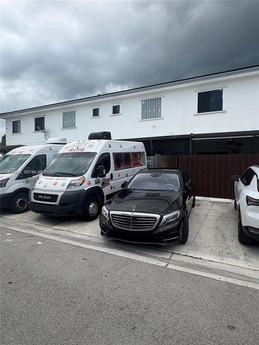 13360 Southwest 250th Street Homestead, FL 33032 - Photo 10 of 34