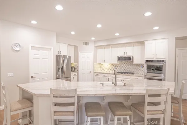 $1,149,000 | 29223 Bernardo Way, Valencia, CA 91354