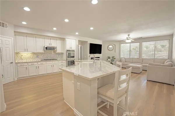 $1,149,000 | 29223 Bernardo Way, Valencia, CA 91354