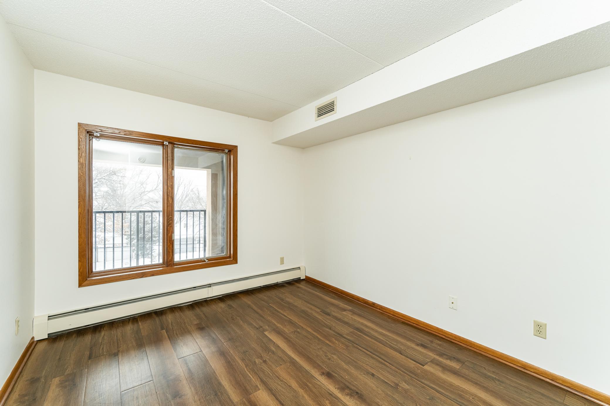 121 14th Street Northeast, Unit 204 Rochester, MN 55906 - Photo 14 of 32