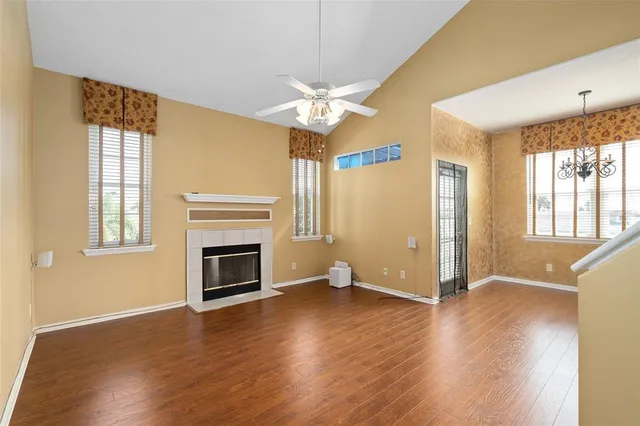 $315,000 | 13436 Fountainbleau Drive, Unit 25, Clermont, FL 34711