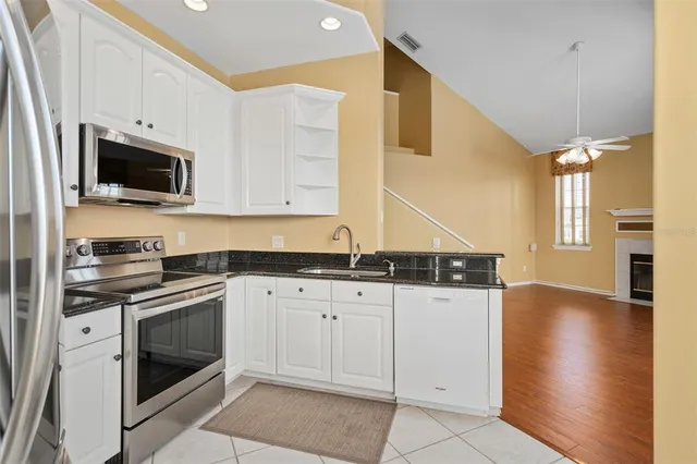 $315,000 | 13436 Fountainbleau Drive, Unit 25, Clermont, FL 34711