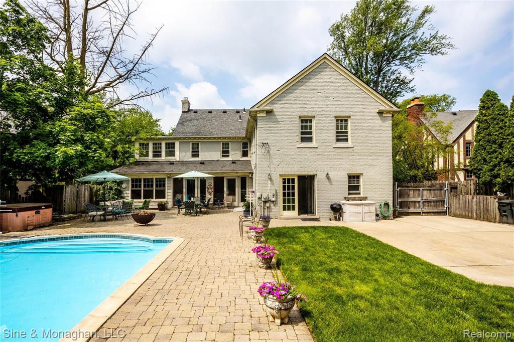 1114 Berkshire Road Grosse Pointe Park, MI 48230 - Photo 40 of 49