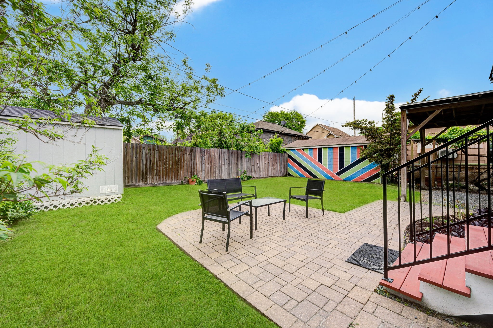 408 Tabor Street Houston, TX 77009 - Photo 31 of 35 a garden view with a seating space