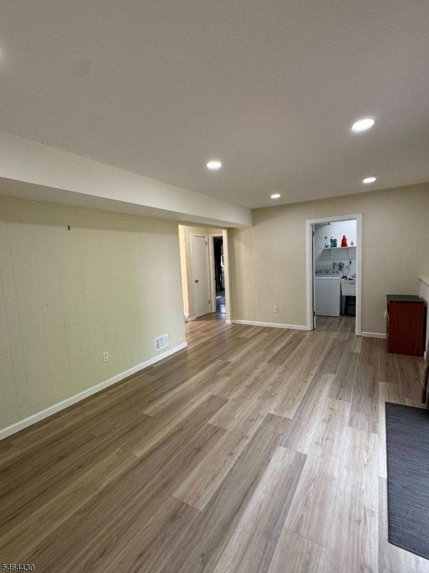 337 Jamestown Road Bridgewater, NJ 08807 - Photo 27 of 31 Gallery Image 27