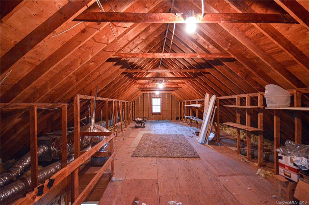 9208 4 Farms Road Charlotte, NC 28215 - Photo 27 of 41 Gallery Image 27