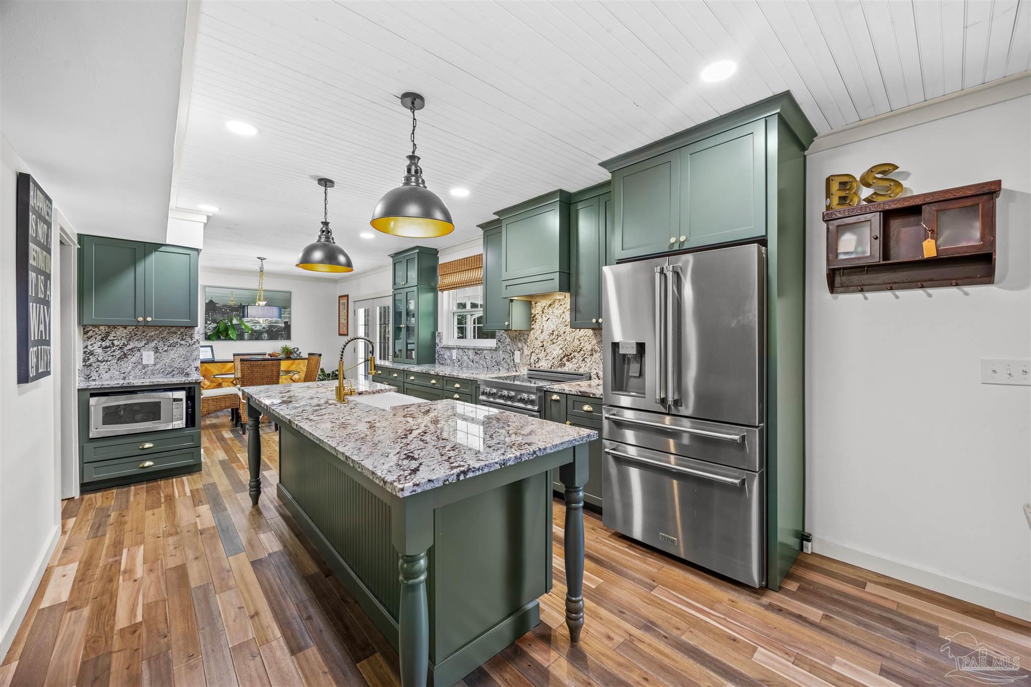 4067 Parkview Street Pace, FL 32571 - Photo 7 of 46