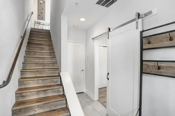 $3,700 | 2511 North Grady Avenue, Unit 85, Tampa, FL 33607