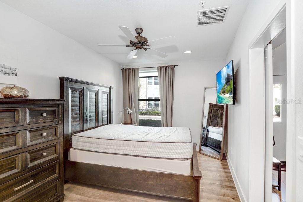 2511 North Grady Avenue, Unit 85 Tampa, FL 33607 - Photo 4 of 25