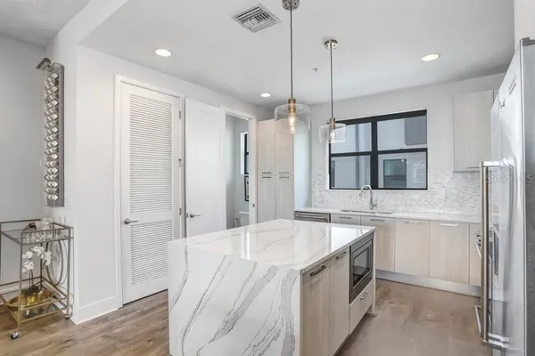 $3,700 | 2511 North Grady Avenue, Unit 85, Tampa, FL 33607