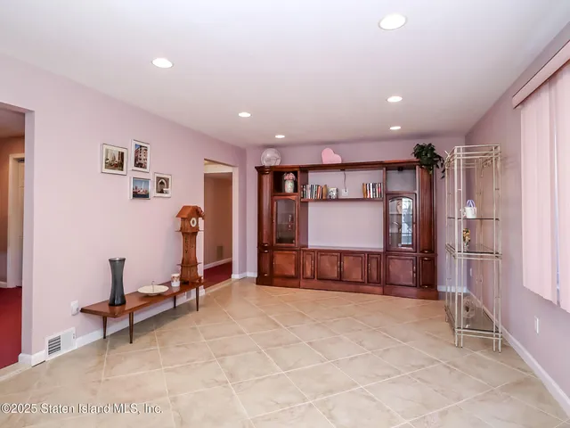 $825,000 | 21 Boynton Street | Prince's Bay