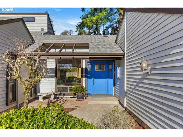 $615,000 | 993 Robin Hood Avenue, Eugene, OR 97401