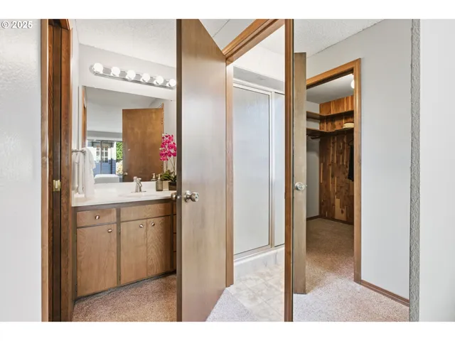 $615,000 | 993 Robin Hood Avenue, Eugene, OR 97401