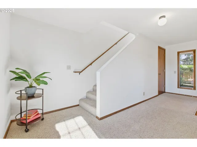 $615,000 | 993 Robin Hood Avenue, Eugene, OR 97401