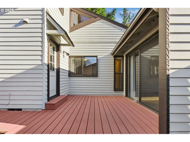 $615,000 | 993 Robin Hood Avenue, Eugene, OR 97401