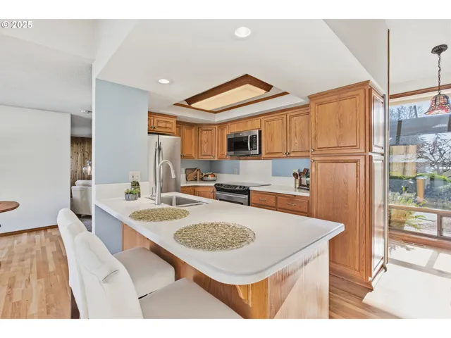 $615,000 | 993 Robin Hood Avenue, Eugene, OR 97401