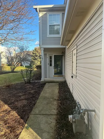 $2,750 | 3088 Serenity Lane, Naperville, IL 60564