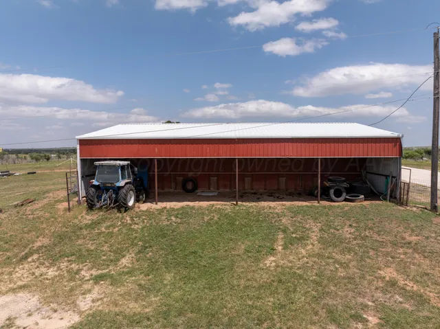 $365,000 | 1409 North Iowa Street, Shamrock, TX 79079