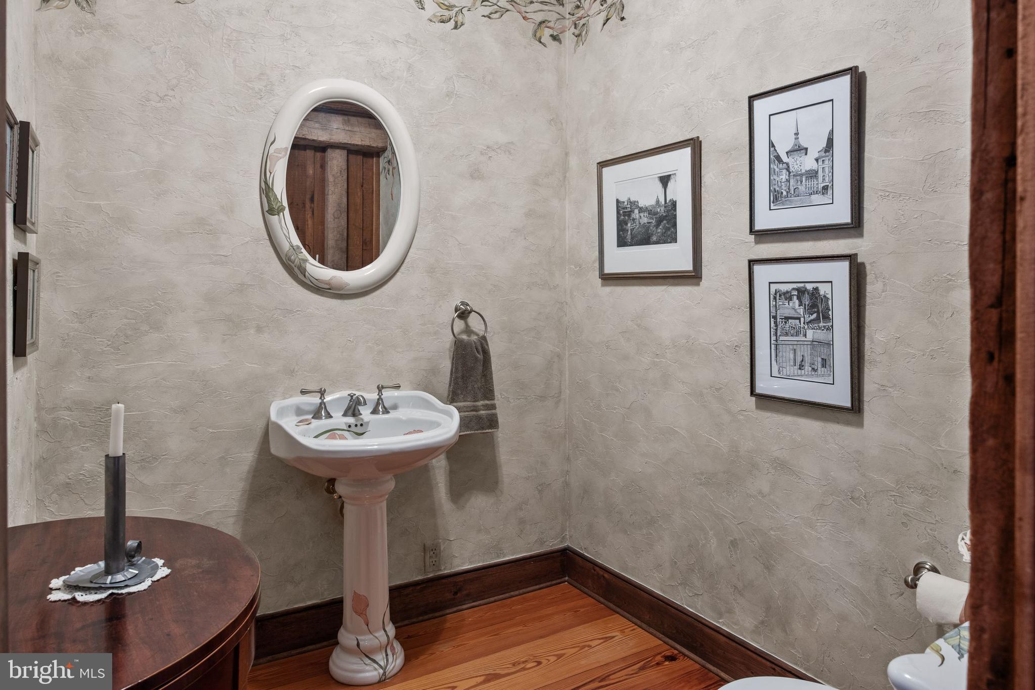 175 Pleasant Valley Road Titusville, NJ 08560 - Photo 41 of 137 Powder Room