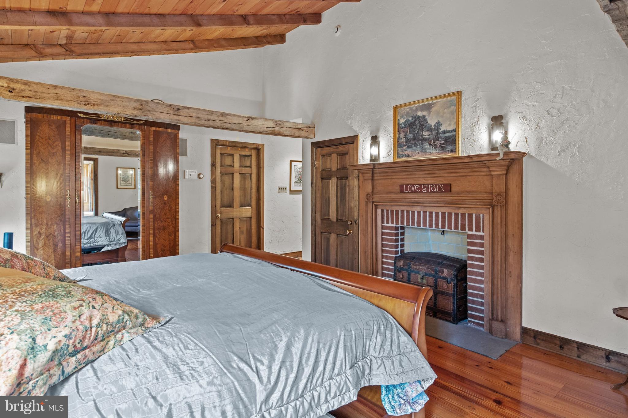 175 Pleasant Valley Road Titusville, NJ 08560 - Photo 51 of 137 2nd Master Bedroom Suite w/Fireplace