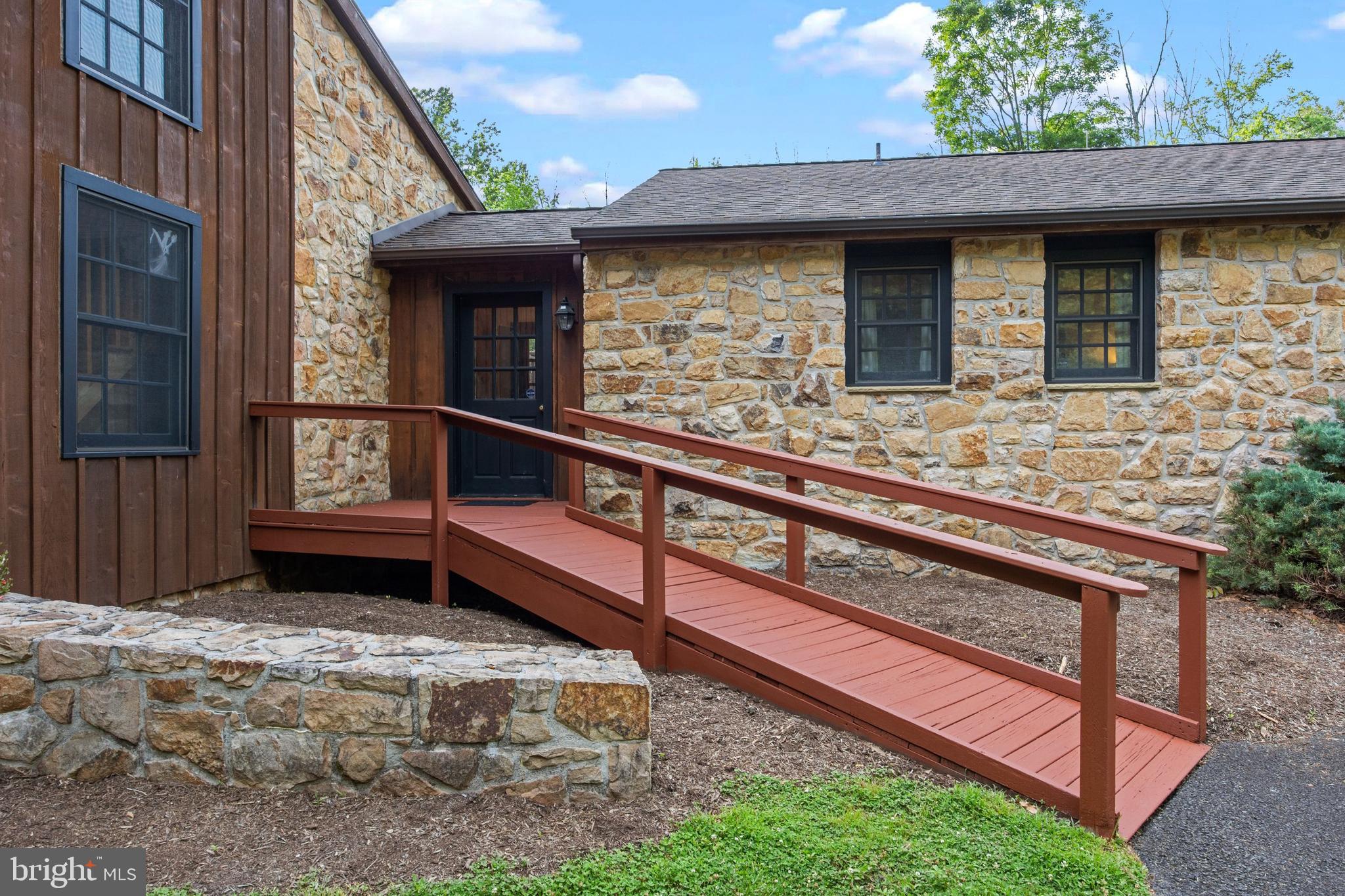 175 Pleasant Valley Road Titusville, NJ 08560 - Photo 76 of 137 In-Law Suite Front Entry