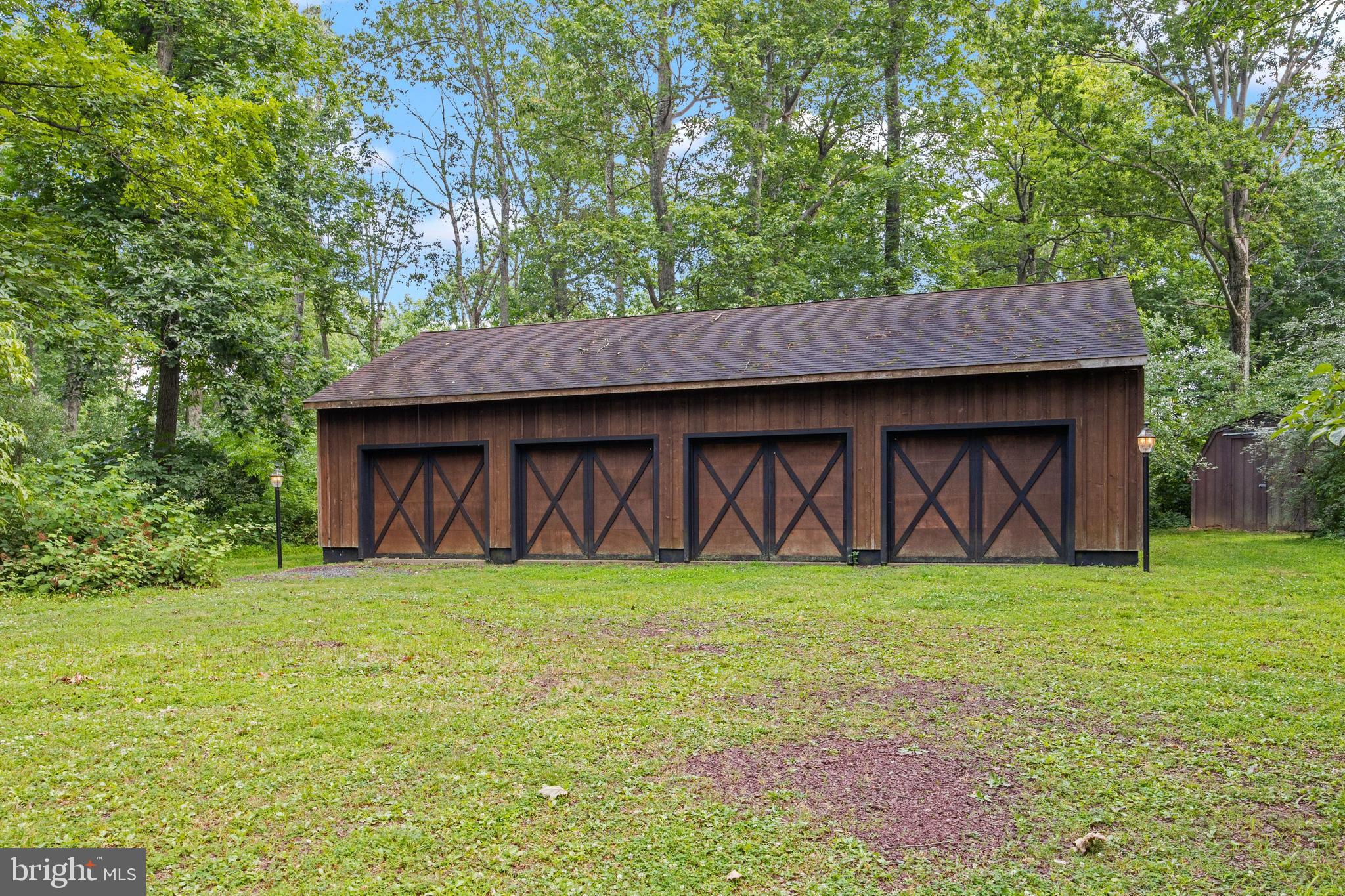 175 Pleasant Valley Road Titusville, NJ 08560 - Photo 98 of 137 Detached 4 Car Garage